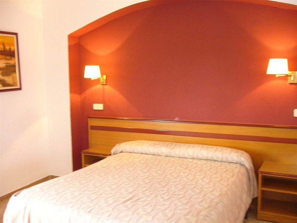 Hostal Can Pou Vidreres Exterior foto