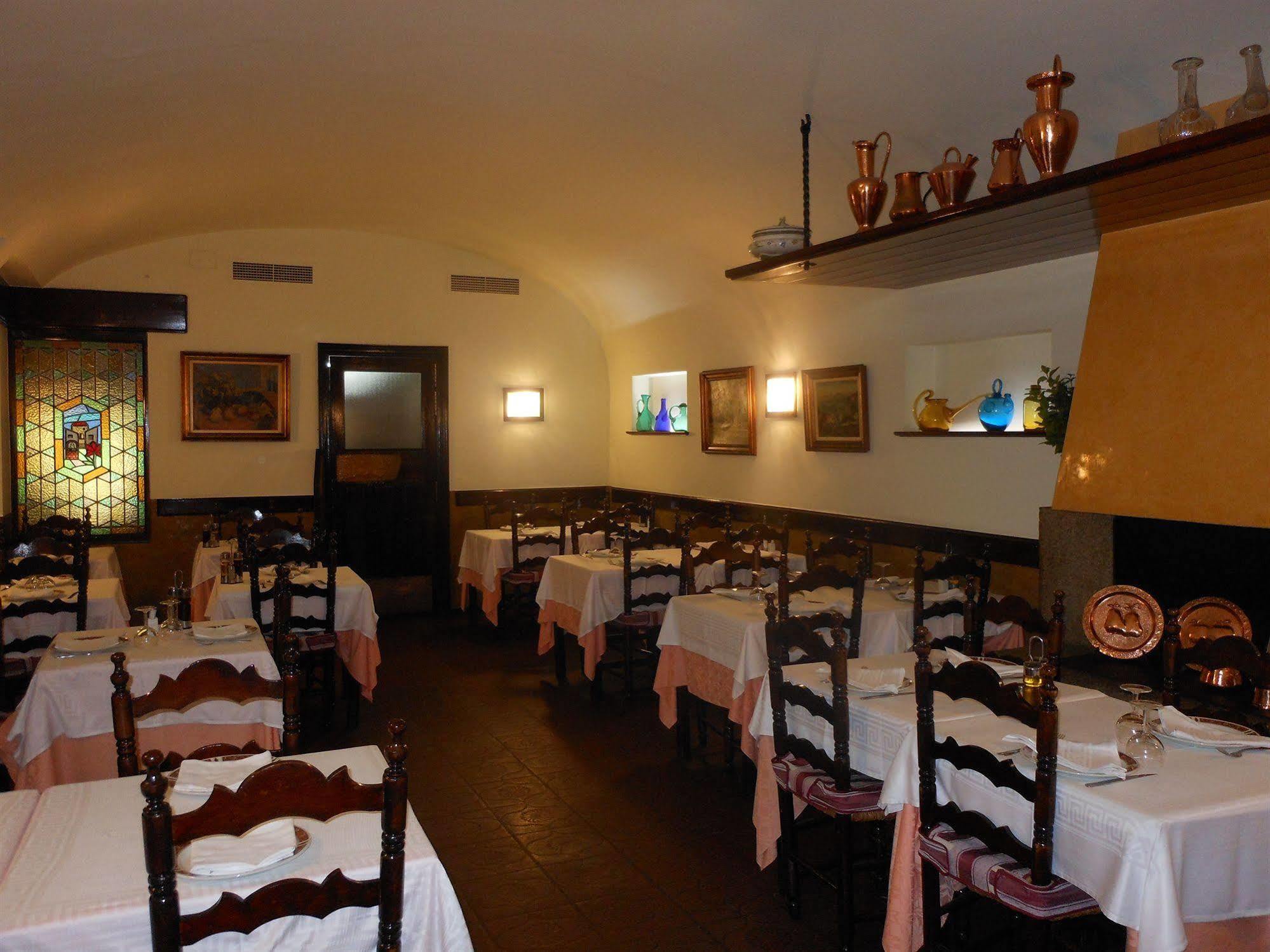 Hostal Can Pou Vidreres Exterior foto
